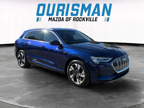 2023 Audi e-tron Premium quattro