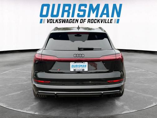 2023 Audi e-tron S Premium Plus quattro