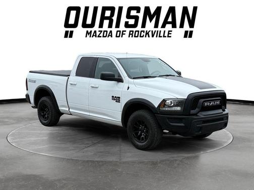 Bright White Clearcoat 2022 RAM 1500 Classic Warlock Quad Cab 4x4 6'4' Box