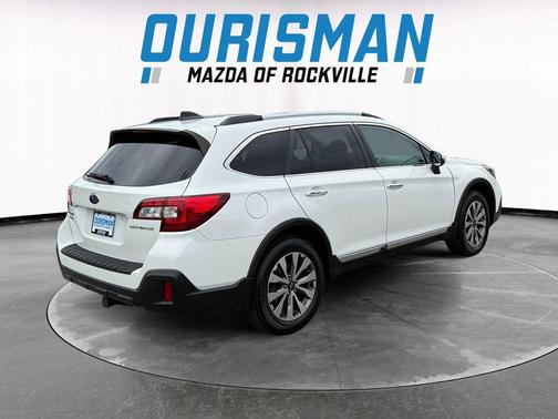 2019 Subaru Outback 2.5i Touring