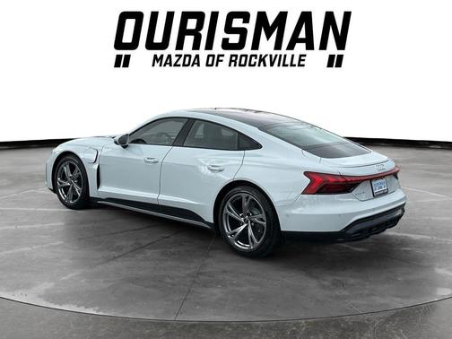 2023 Audi e-tron GT Prestige quattro