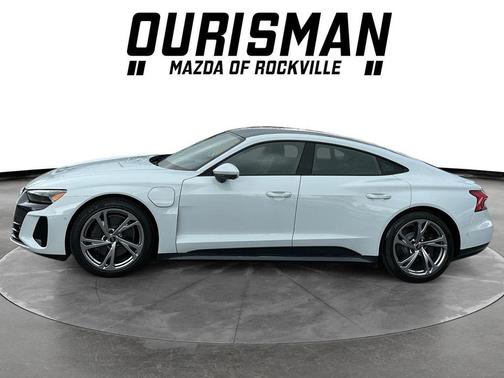 2023 Audi e-tron GT Prestige quattro