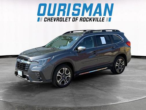 Gray Metallic 2023 Subaru Ascent Limited 7-Passenger