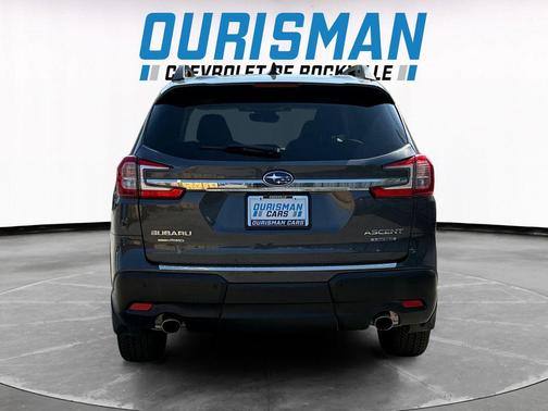 Gray Metallic 2023 Subaru Ascent Limited 7-Passenger