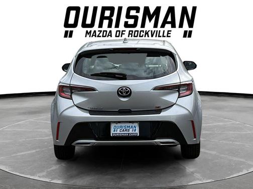 Classic Silver Metallic 2019 Toyota Corolla SE