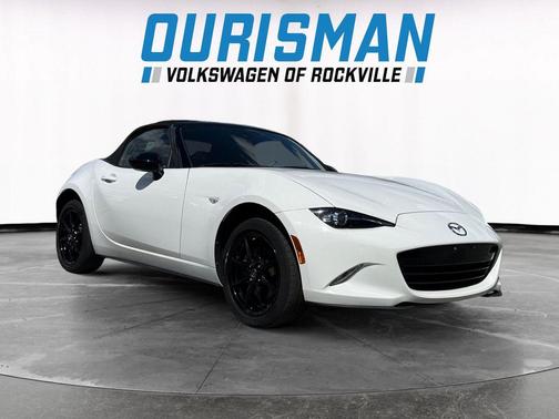 2019 Mazda MX-5 Miata Sport