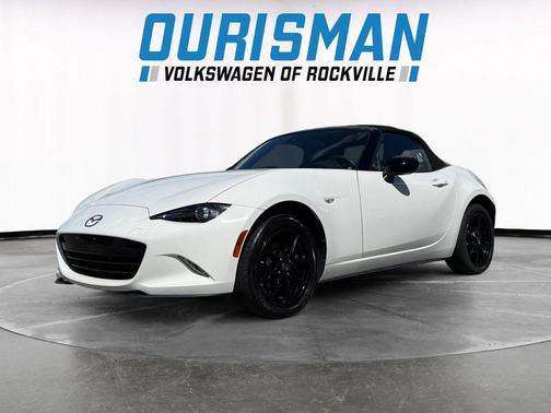 2019 Mazda MX-5 Miata Sport