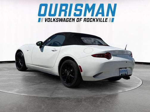 2019 Mazda MX-5 Miata Sport