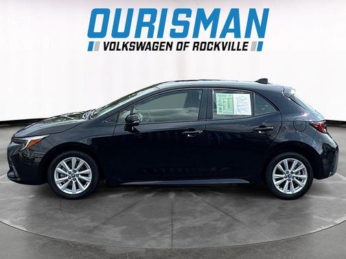 Midnight Black Metallic 2024 Toyota Corolla SE