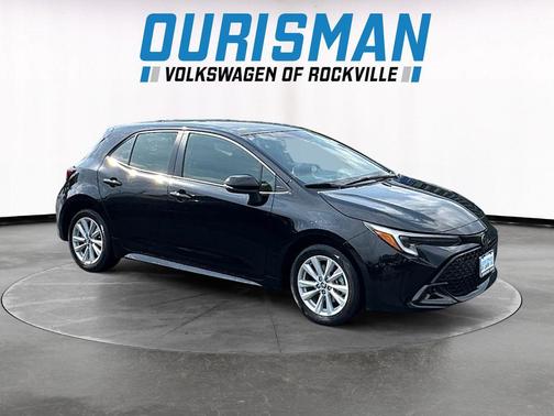 Midnight Black Metallic 2024 Toyota Corolla SE
