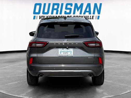 Gray Metallic 2023 Ford Escape ST-Line Elite