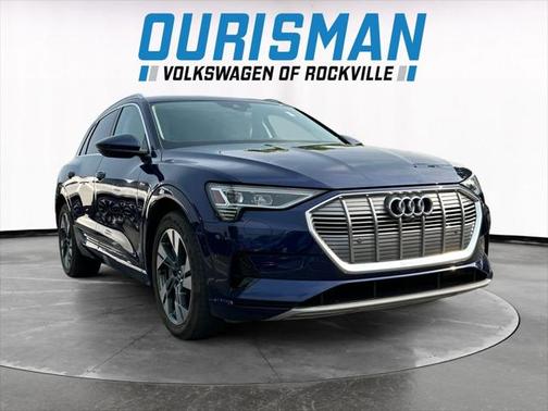 2021 Audi e-tron Premium Plus