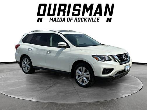 Pearl White 2018 Nissan Pathfinder SL