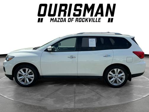 Pearl White 2018 Nissan Pathfinder SL