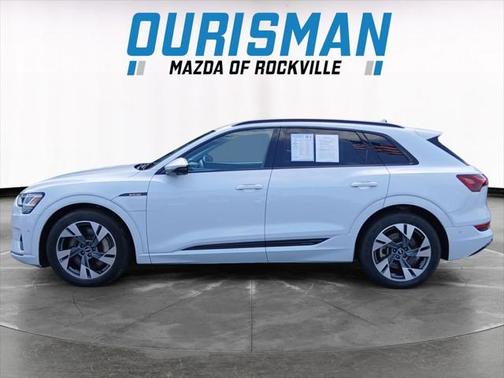 2021 Audi e-tron Premium