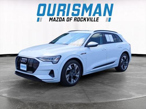 2021 Audi e-tron Premium