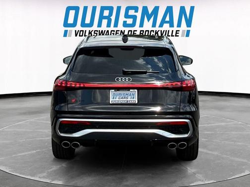 Black Metallic 2025 Audi SQ5 3.0T Premium Plus