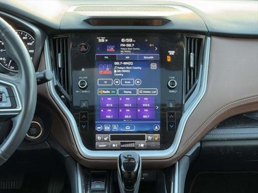 2021 Subaru Outback Touring XT