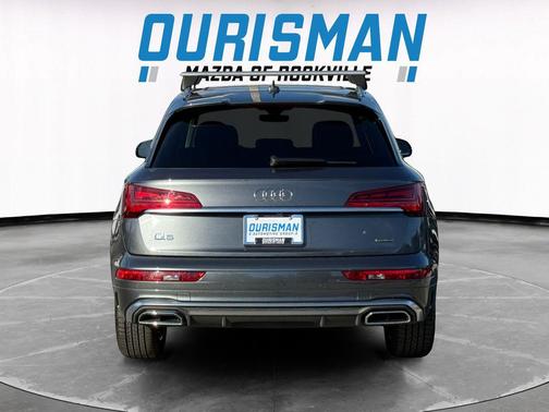 2022 Audi Q5 45 S line Premium Plus