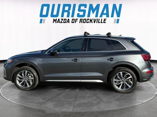 2022 Audi Q5 45 S line Premium Plus