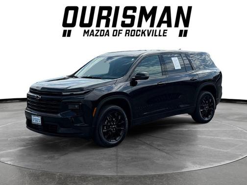 Mosaic Black Metallic 2024 Chevrolet Traverse LS