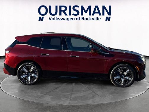 Aventurin Red Metallic 2024 BMW iX xDrive50