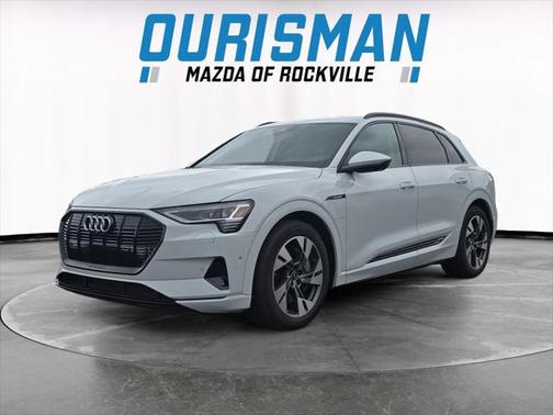 2022 Audi e-tron Premium