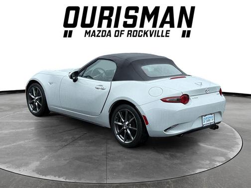 Ceramic White 2016 Mazda MX-5 Miata Grand Touring