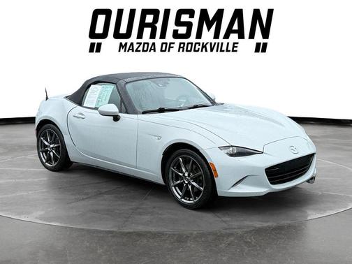 Ceramic White 2016 Mazda MX-5 Miata Grand Touring