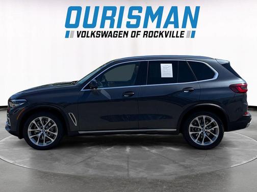 Gray Metallic 2021 BMW X5 xDrive40i