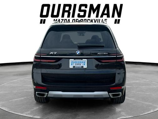 2025 BMW X7 xDrive40i
