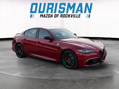 2024 Alfa Romeo Giulia Quadrifoglio