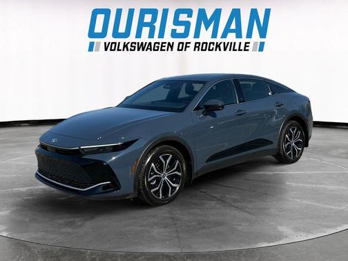 2025 Toyota Crown XLE