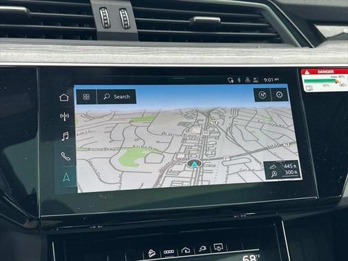 2022 Audi e-tron Premium