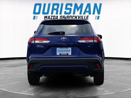 2024 Toyota Corolla Cross LE