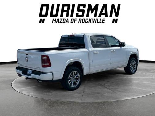 Bright White Clearcoat 2020 RAM 1500 Laramie