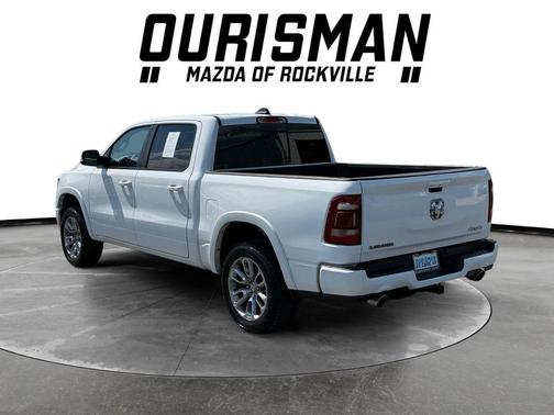 Bright White Clearcoat 2020 RAM 1500 Laramie