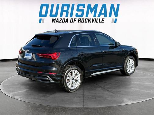 2022 Audi Q3 45 S line Premium