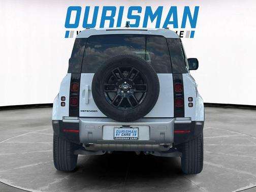 Fuji White 2025 Land Rover Defender 110 P300