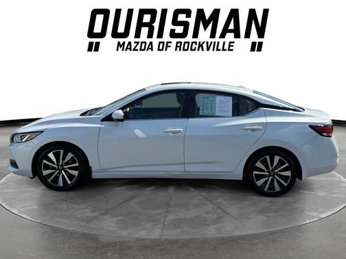 Aspen White TriCoat Pearl 2022 Nissan Sentra SV