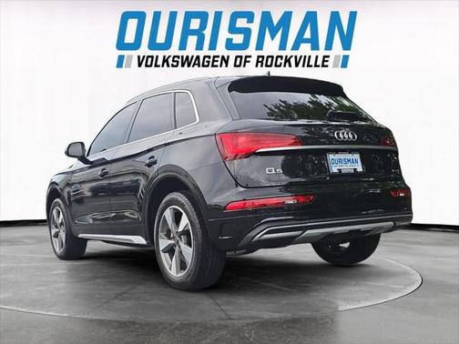 2022 Audi Q5 40 Premium Plus