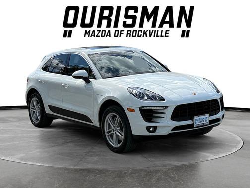 White 2016 Porsche Macan Macan S