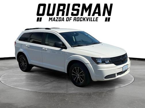 Vice White 2018 Dodge Journey SE