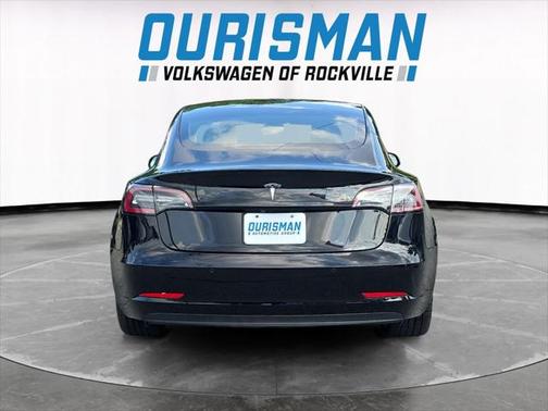 2022 Tesla Model 3 Standard Range