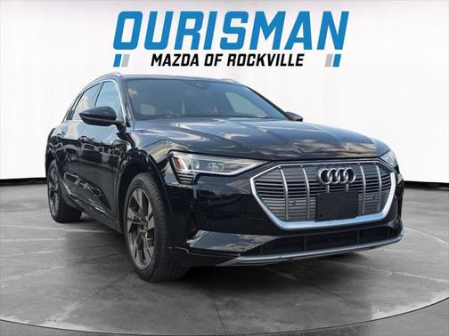 2022 Audi e-tron Premium