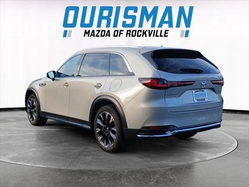 2024 Mazda CX-90 PHEV Premium Plus