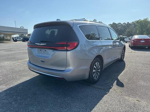 2021 Chrysler Pacifica Touring-L