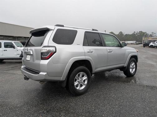 2021 Toyota 4Runner SR5