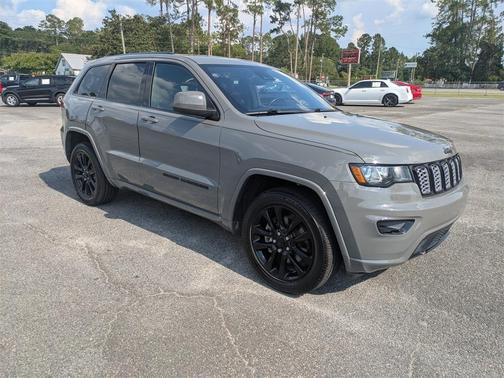 2021 Jeep Grand Cherokee Laredo X