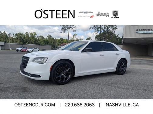 2020 Chrysler 300 Touring